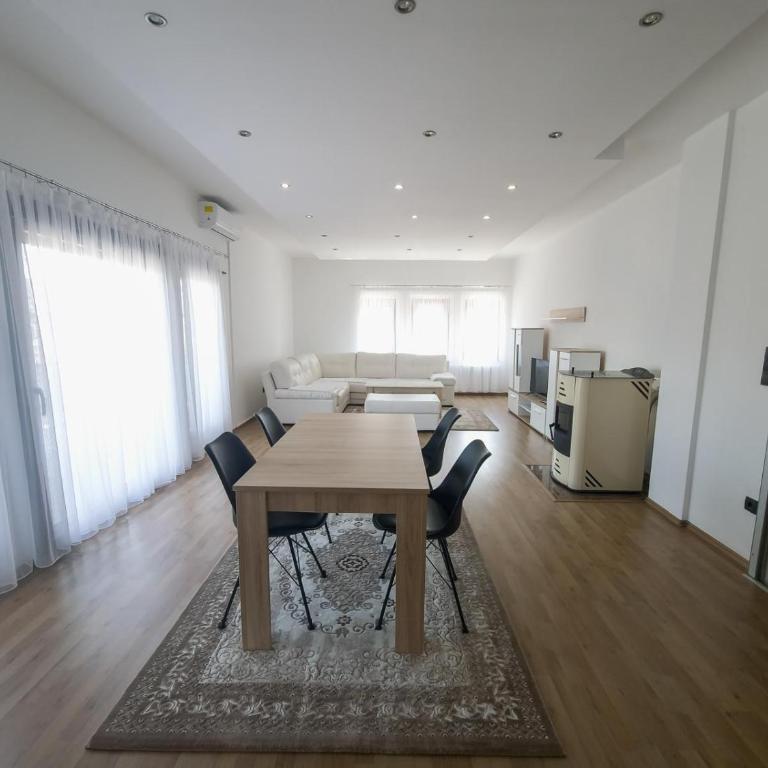 Milky Way - Three-Bedroom Apartment - 7