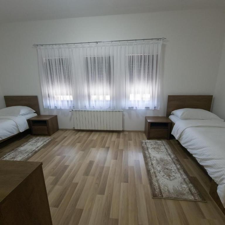 Milky Way - Three-Bedroom Apartment - 8