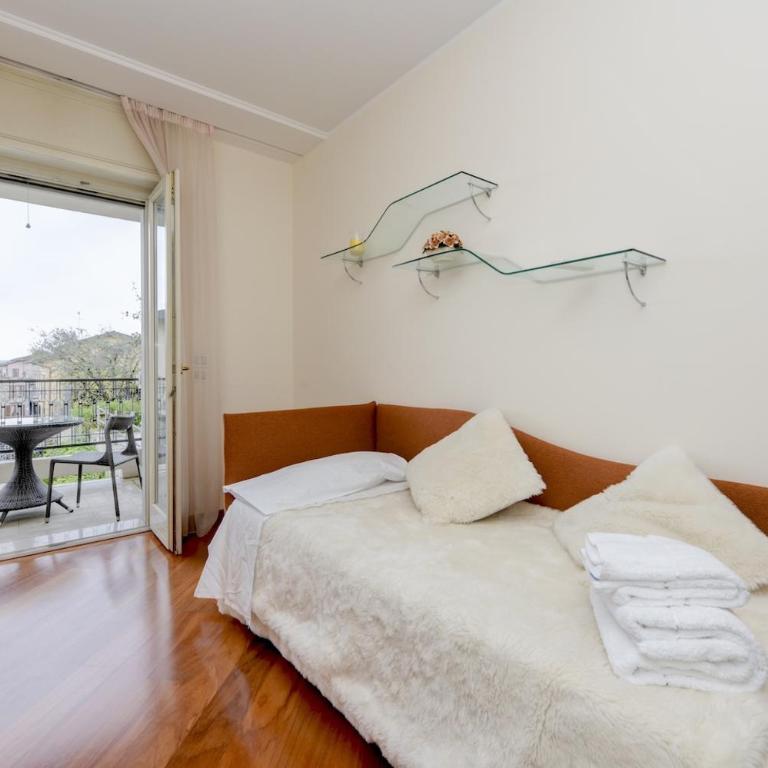 Garda Amore - Appartamento con 2 Camere da Letto e Vista Lago - 5