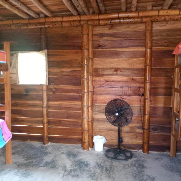 Oso Hostel Cabaña Los Linderos - Cama Individual en dormitorio compartido de 6 camas - 4