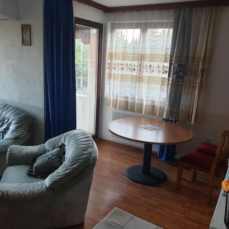 Grand AC Residence with Garden & Parking - Apartman - 25