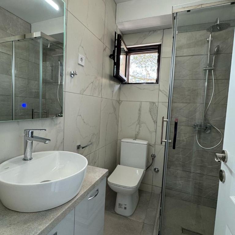 Midpoint Sea and Sun - Apartment with Sea View - 18