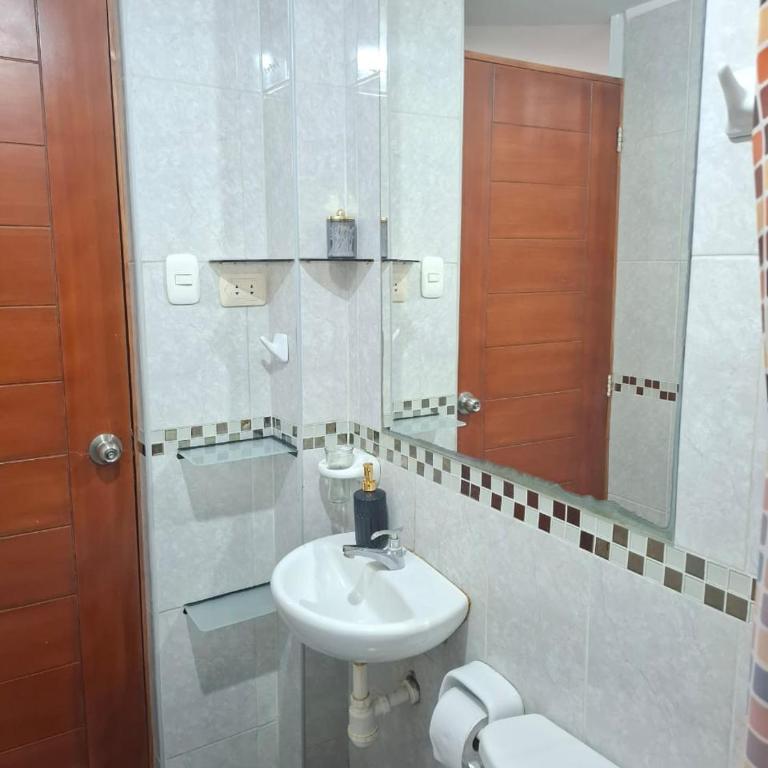 Dpto Cerca a la playa caminando A - Two-Bedroom Apartment - 18