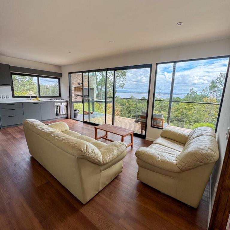 View of the lagoon and forest - Apartamento de 2 dormitorios - 9