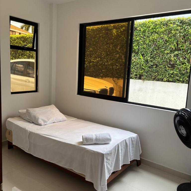 Quinta Renovada en La Estancia Melgar - Four-Bedroom House - 13