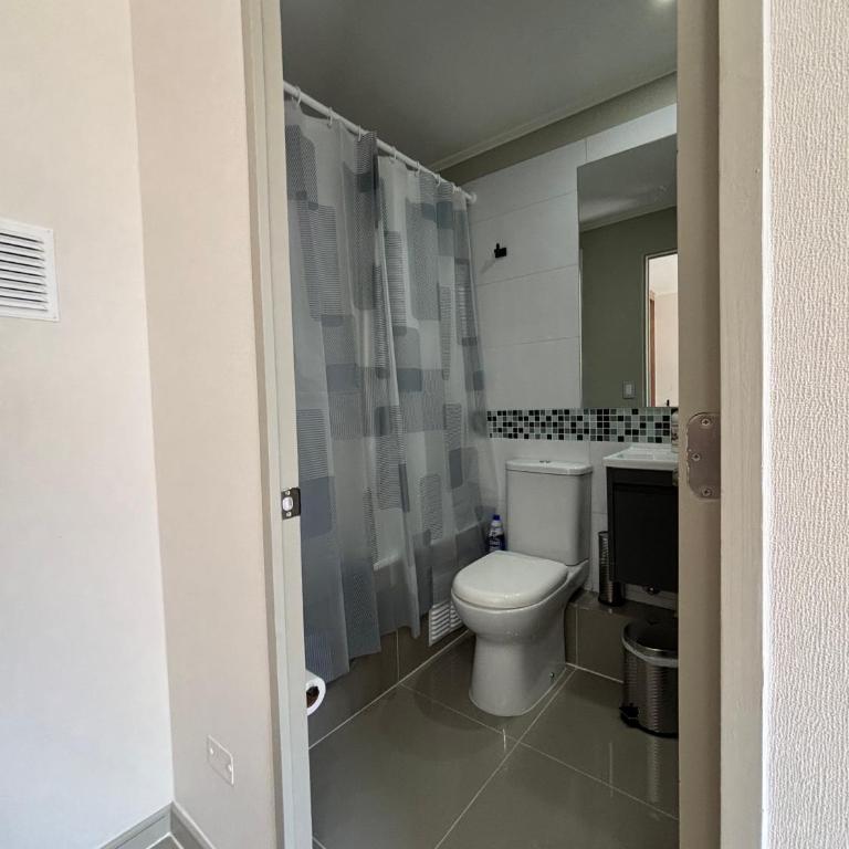 A pasos del metro Steps away from the subway - Superior One-Bedroom Apartment with Balcony - 3