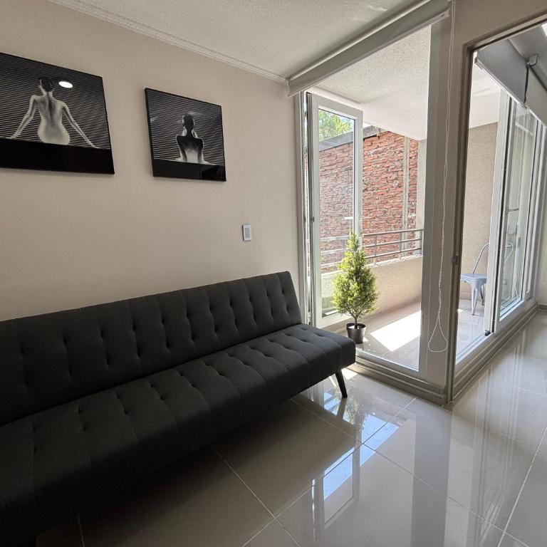 A pasos del metro Steps away from the subway - Superior One-Bedroom Apartment with Balcony - 5