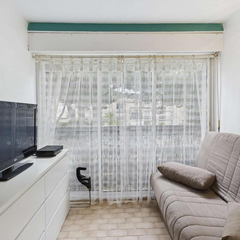 Studio Cabine Lumineux pour 4 au Grau d'Agde avec Vue Piscine et Parking - Studio - 5