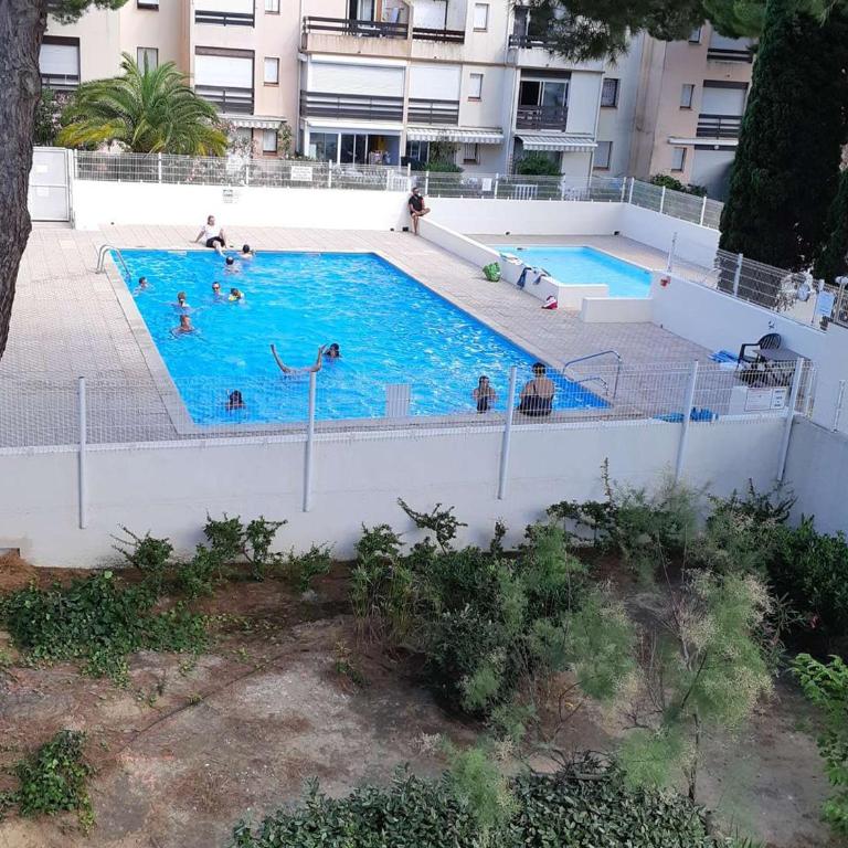 Studio Cabine Lumineux pour 4 au Grau d'Agde avec Vue Piscine et Parking - Studio - 8