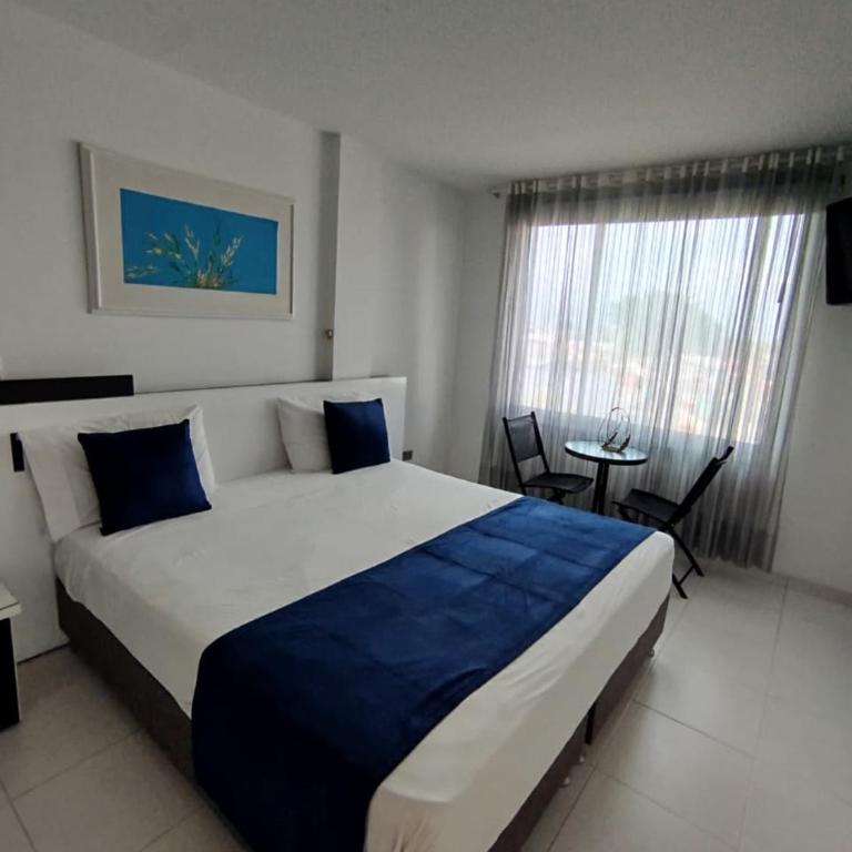 Hotel Bahia - Large Double Room - 5