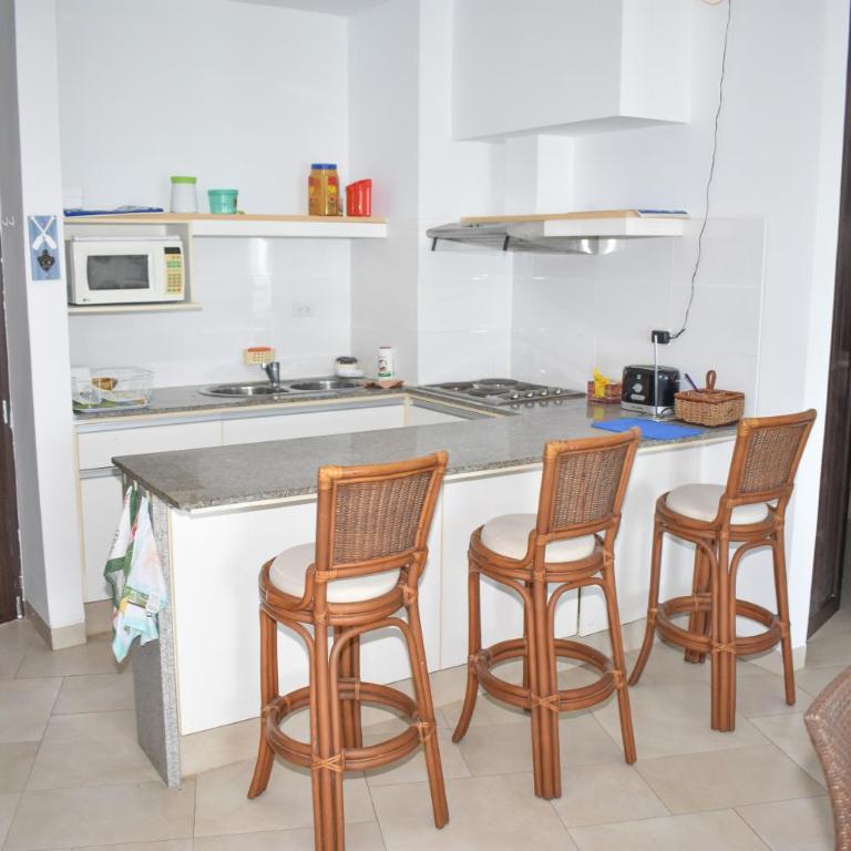 Hermoso departamento en Tonsupa con vista al mar - Two-Bedroom Apartment - 21