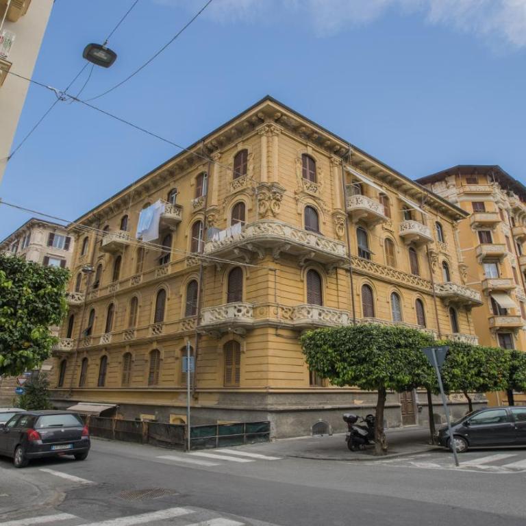 Edward House - One-Bedroom Apartment - 31