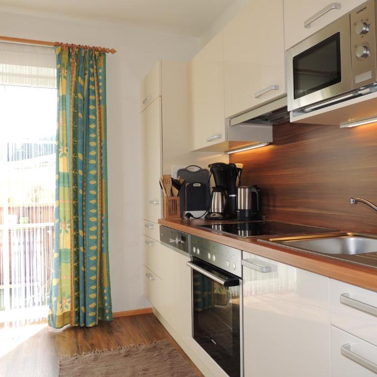 Appartements Schitter - Two-Bedroom Apartment with Shower - 6