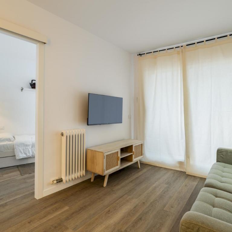 Apartamento con dos grandes terrazas en Girona - Apartamento con terraza - 3