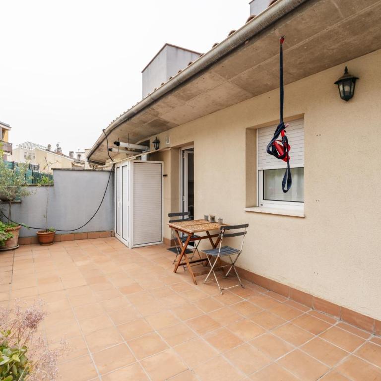 Apartamento con dos grandes terrazas en Girona - Apartamento con terraza - 12