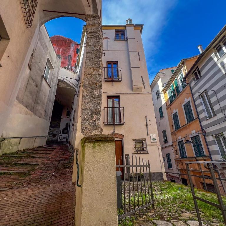 lovingenoa Light - Passion - One-Bedroom Apartment - 13