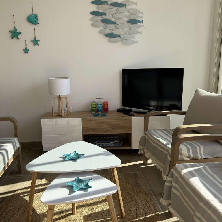SP820-021 appartement T2 cabine - 4 couchages Saint Pierre la Mer - One-Bedroom Apartment - 4