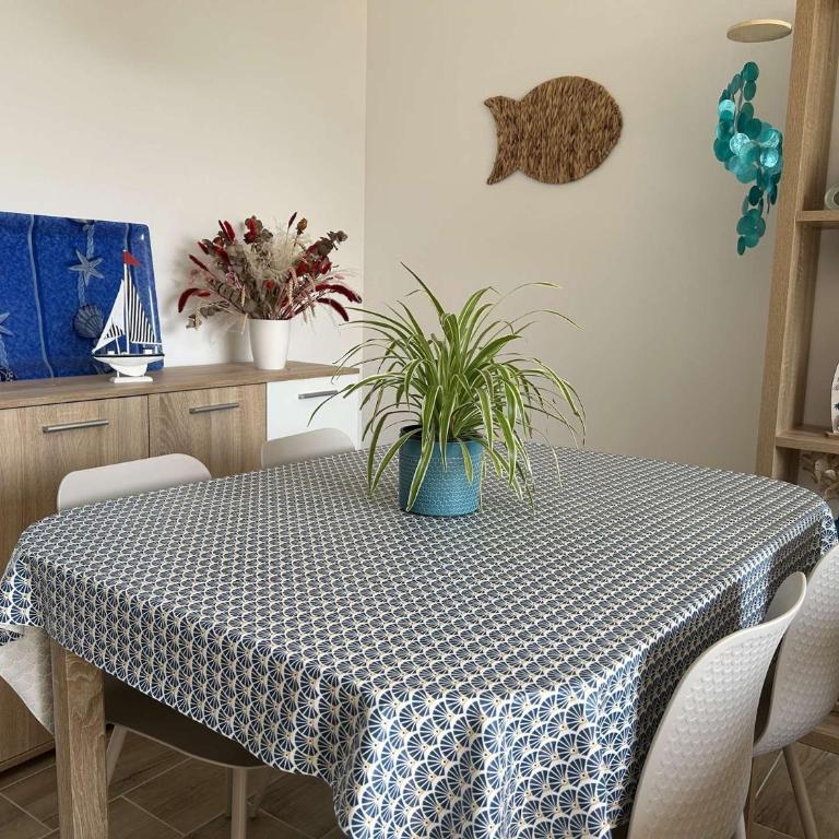 SP820-021 appartement T2 cabine - 4 couchages Saint Pierre la Mer - One-Bedroom Apartment - 8