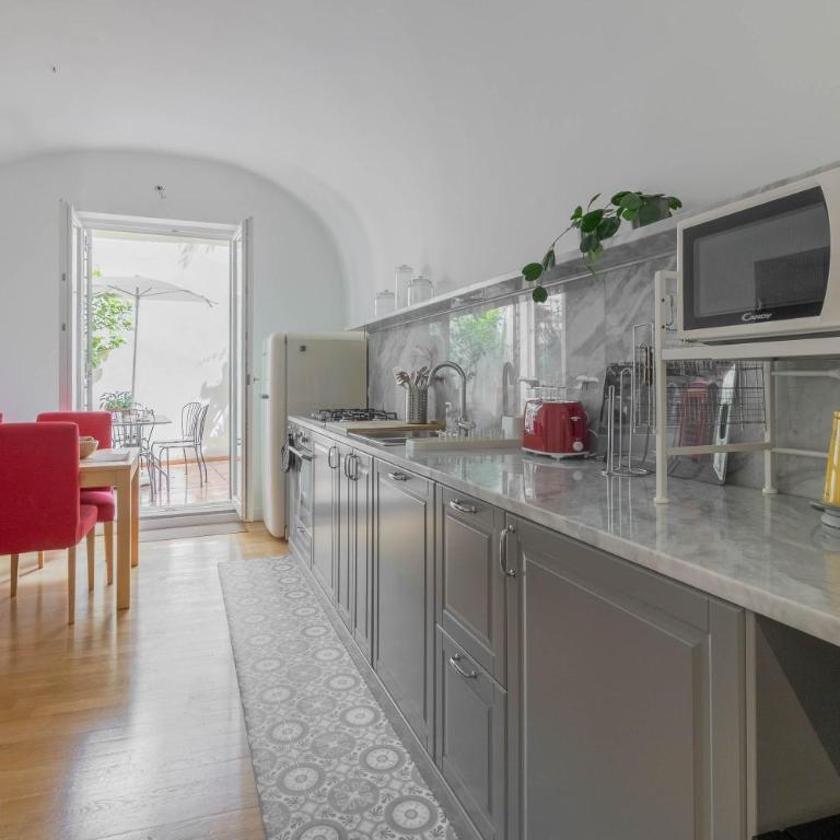 Trilussa Spacious Apartment - Appartamento con 3 Camere da Letto - 3