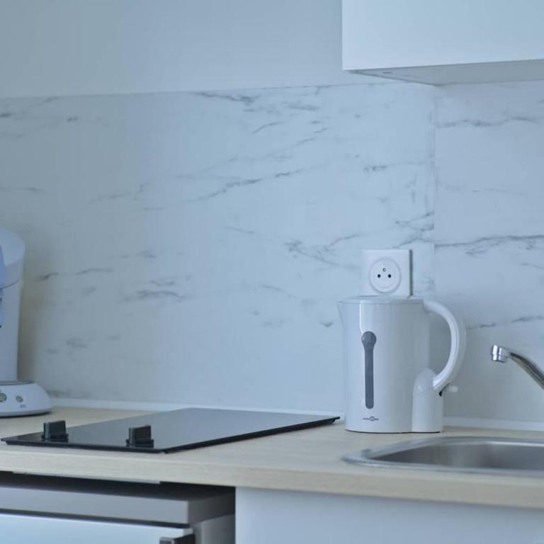 Super studio 6 new quiet close to thé center - Appartamento con 1 Camera da Letto - 7
