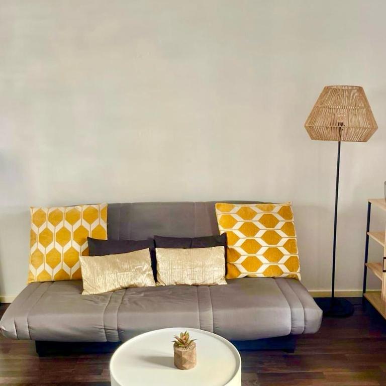 Ajaccio centre ville joli T2 Grandval - Appartement 1 Chambre - 9