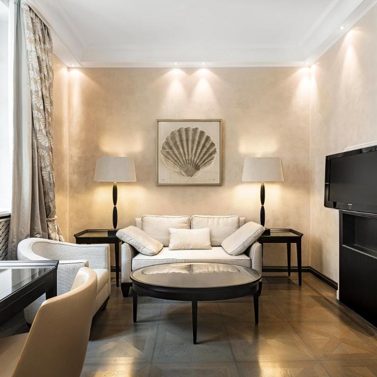 Hotel Bayerischer Hof - The Leading Hotels of the World - Junior Suite - 3