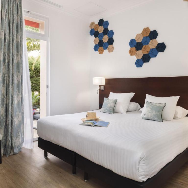 Best Western Hôtel des Orangers Cannes - Chambre Double Supérieure avec Terrasse - Non-Fumeurs - 3