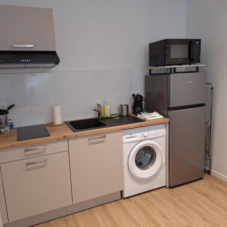 Notre Dame 2 - Entrée privative - Indépendant - 50m bords de Loire - Hypercentre - Appartamento con 1 Camera da Letto - 9