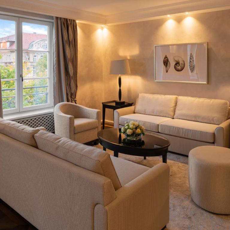 Hotel Bayerischer Hof - The Leading Hotels of the World - Standard Suite - 3