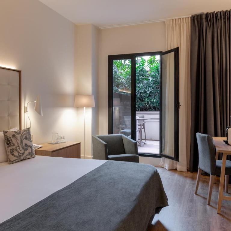 Gran Hotel Havana 4Sup by Escampa Hotels - Superior Double Room with Interior Terrace - 3