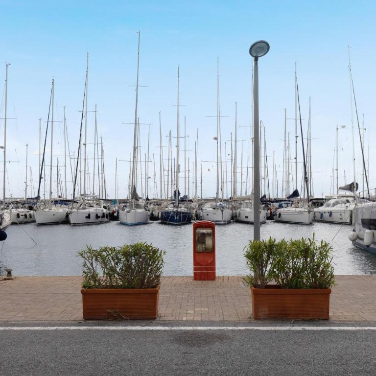 House in the port of Varazze 4 guests-Wi-Fi-Netflix 2 bedrooms very exclusive - Apartamento de 2 dormitorios - 17