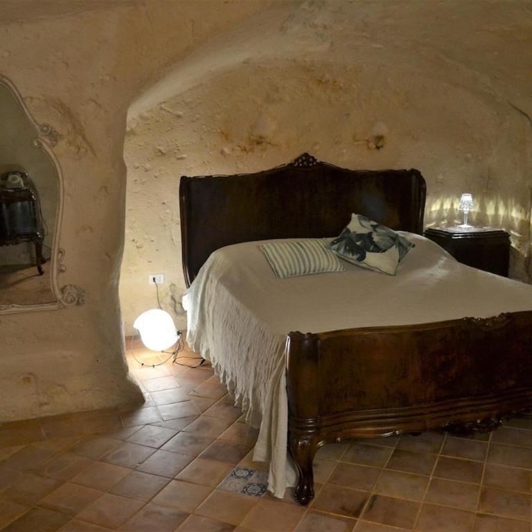 L'EREMO DEL CARDINALE vacation home in the Sassi - Two-Bedroom House - 23