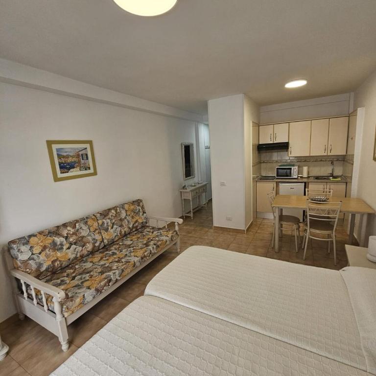 Near the beach bus Playa Jardín - Apartamento de 1 dormitorio - 7