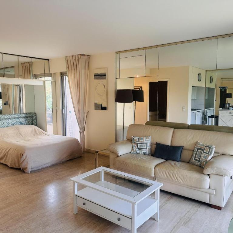 Light modern Studio with Garden terrace shared pool - 2294 - Studio-Apartment - 11