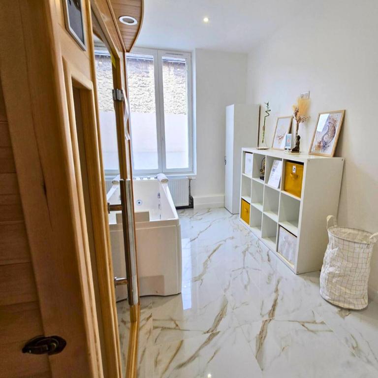 Ô Sacrée Détente de Reims -Spa privatif - Proche de la gare & centre ville - Appartamento con 1 Camera da Letto - 21