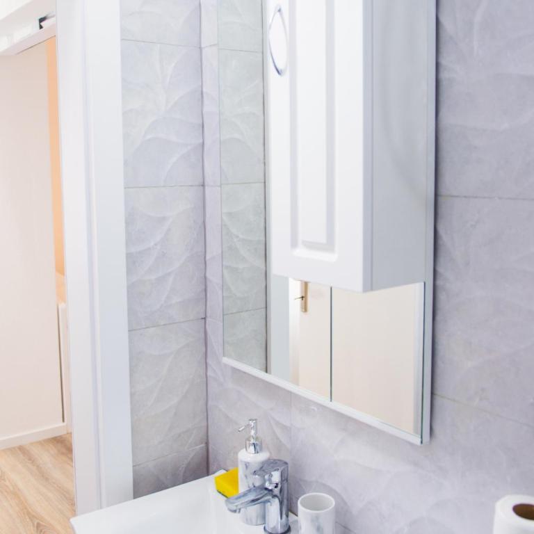 Denirom Apartments - Deluxe Studio - 10