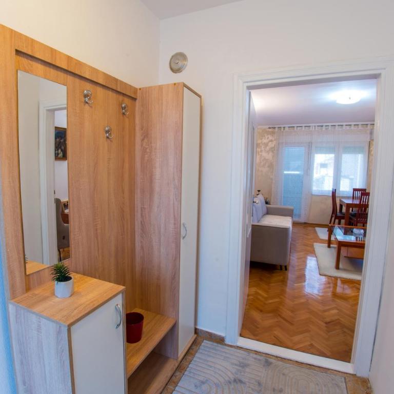 Denirom Apartments - One-Bedroom Apartment - 18