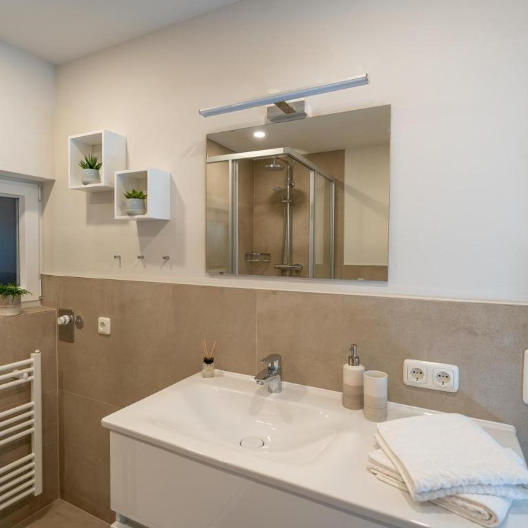 Dorfapartment Achensee - Apartment mit Dusche - 21