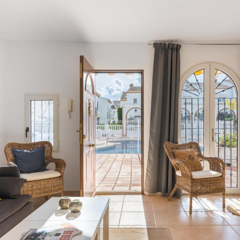 Tio Charles de June - Charming 2 bedroom apartment - Apartamento con vistas a la piscina - 10