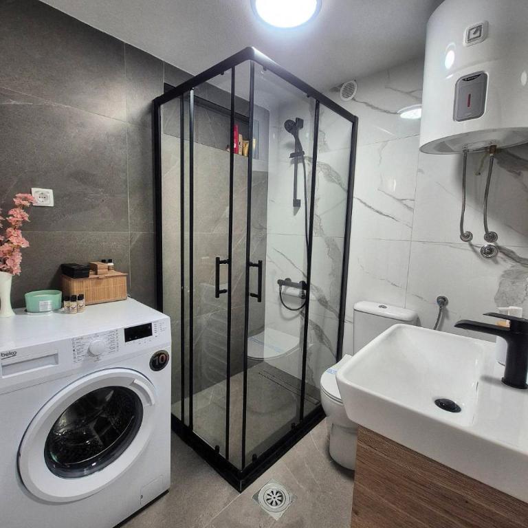 Twins House - Two-Bedroom Apartment - 39