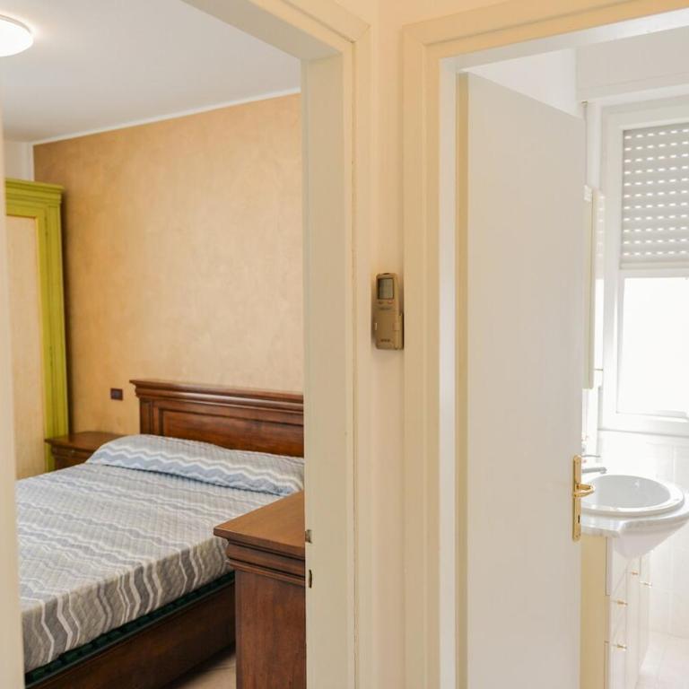 7 posti nel cuore dell'area pedonale con parcheggio - Three-Bedroom Apartment - 4
