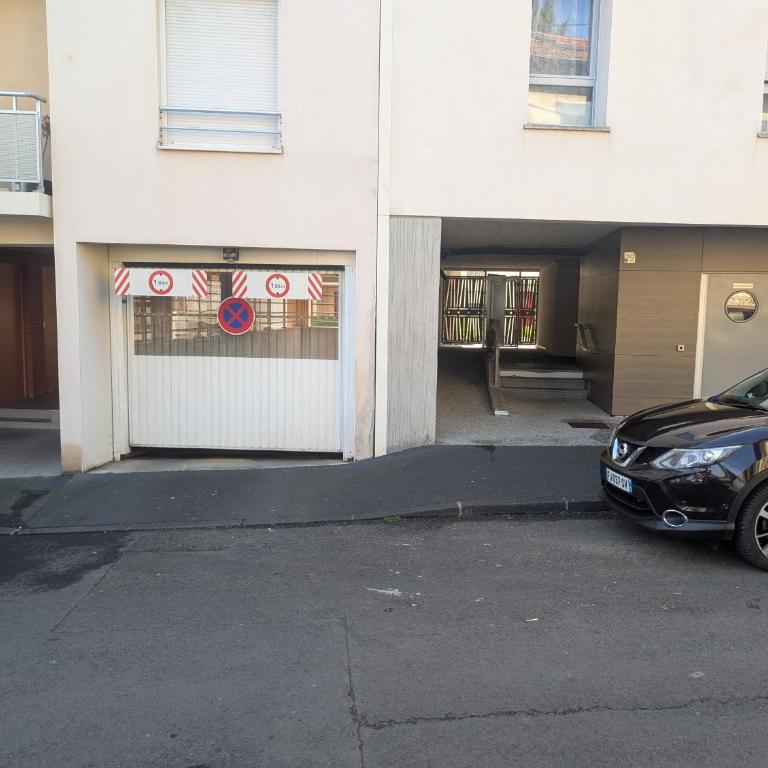 L'appart le 19 , F3 proche centre vue cathédrale, 2 chambres - Apartment mit 2 Schlafzimmern - 53