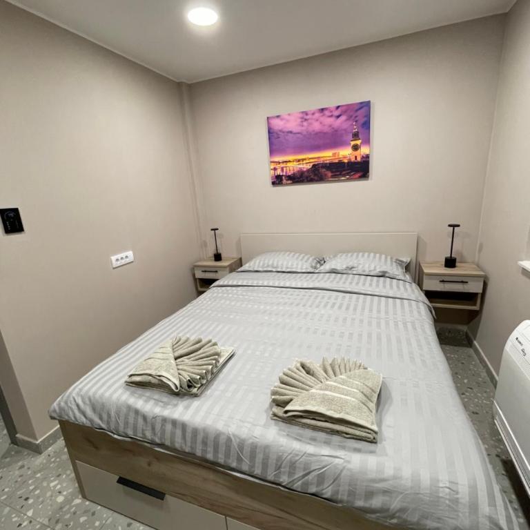 Hostel Novi Sad - Soba sa Bračnim Krevetom (King-size) - 5