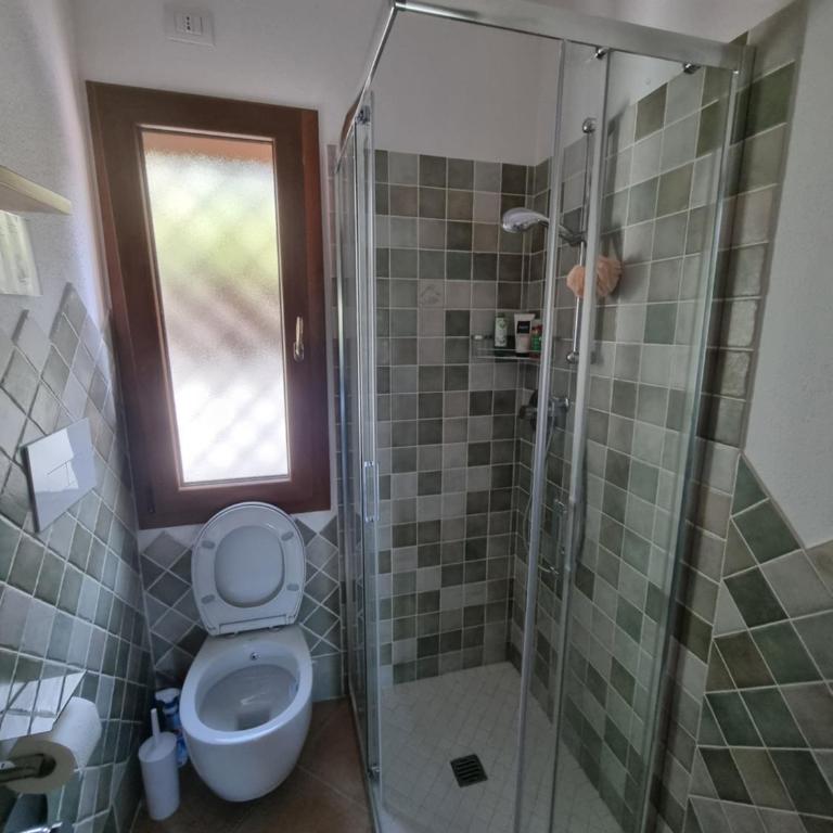 Villa with Pool, Garden and Sea View - Villa - 22