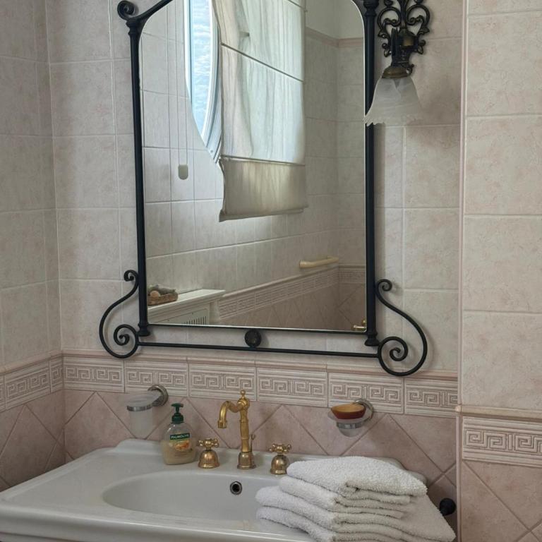 Apartman V Dedinje - Apartment with Garden View - 8