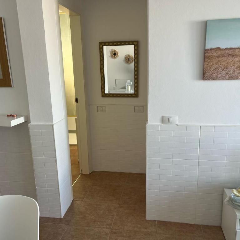 Vista Golf I - One-Bedroom Apartment - 3