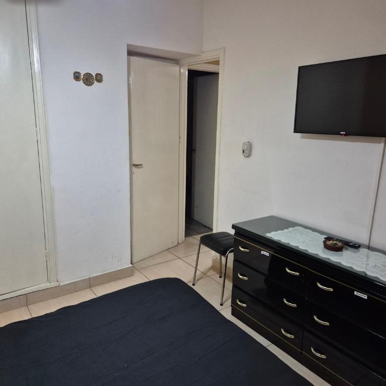 Luminoso depto frente al mar y casino - Two-Bedroom Apartment - 2