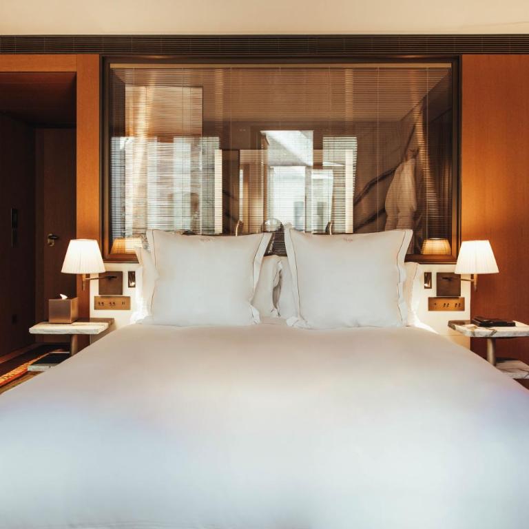 Hotel SAX Paris, LXR Hotels & Resorts - Chambre King de Luxe avec Terrasse - 4