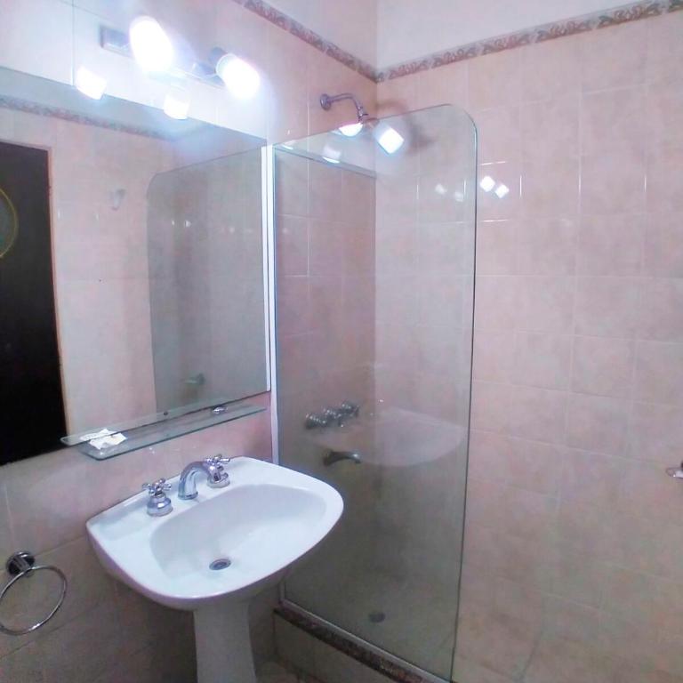 Avenida Corrientes and 9 de Julio with a balcony! - Apartamento de 1 Dormitorio con balcón y vistas a la ciudad - 7