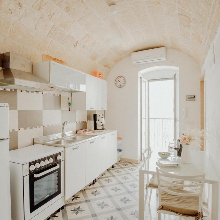 Palazzo Pezzolla Apartments - Casa Vacanze - 1º Piano - 2